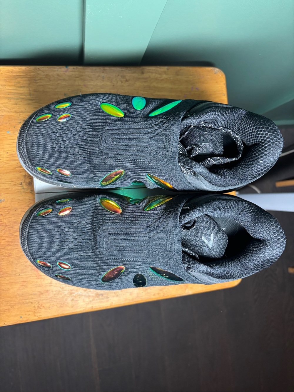 Jaylen Brown Performance Basketball Shoes – Men’s Size 6.5